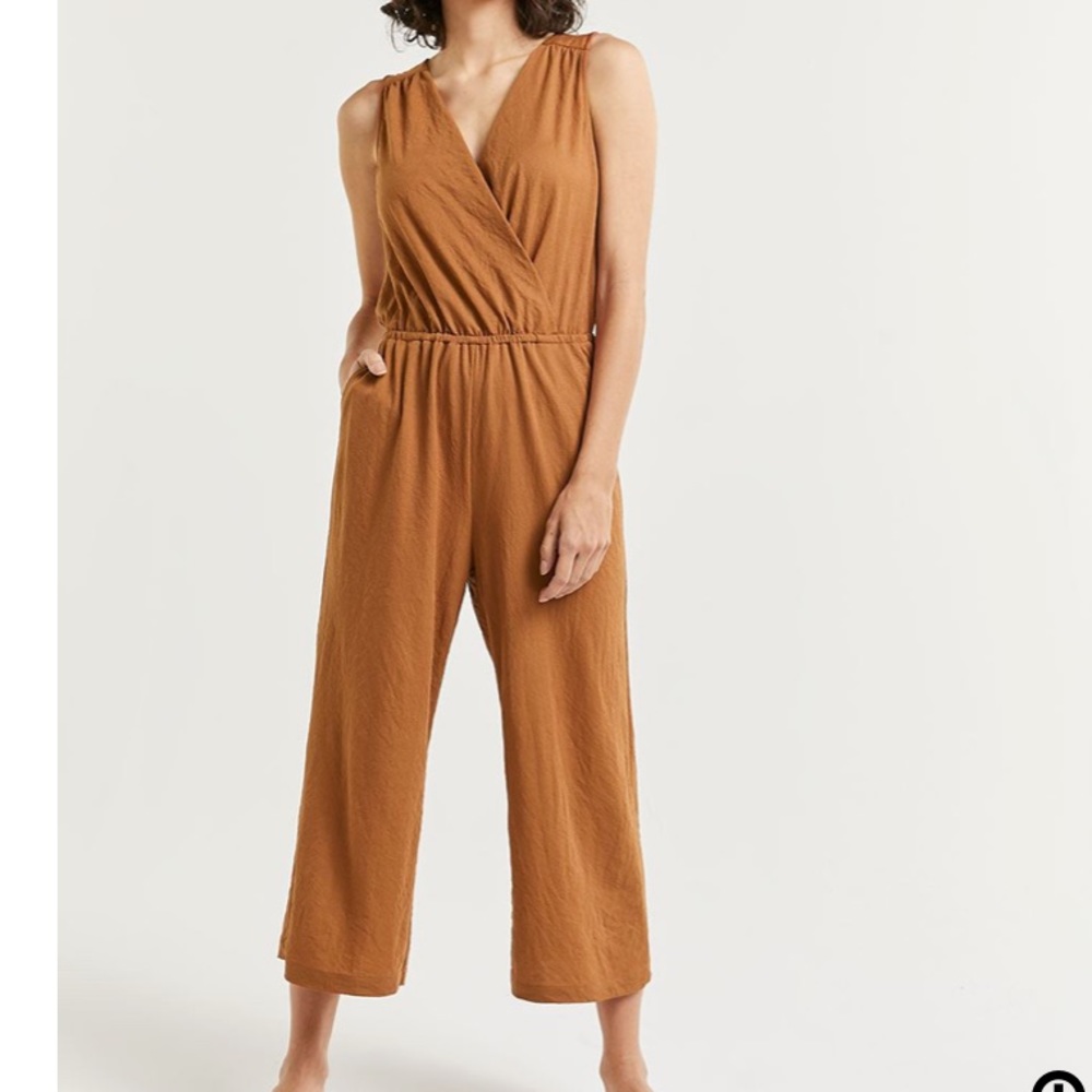 Sleeveless Wide Cropped Jumpsuit